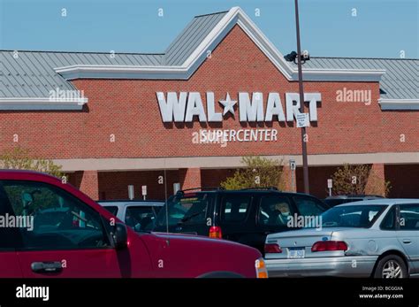 Walmart dearborn - At Walmart, we offer competitive pay as well as performance-based incentive awards and other great benefits for a happier mind, body, and wallet. Health benefits include medical, vision and dental ...